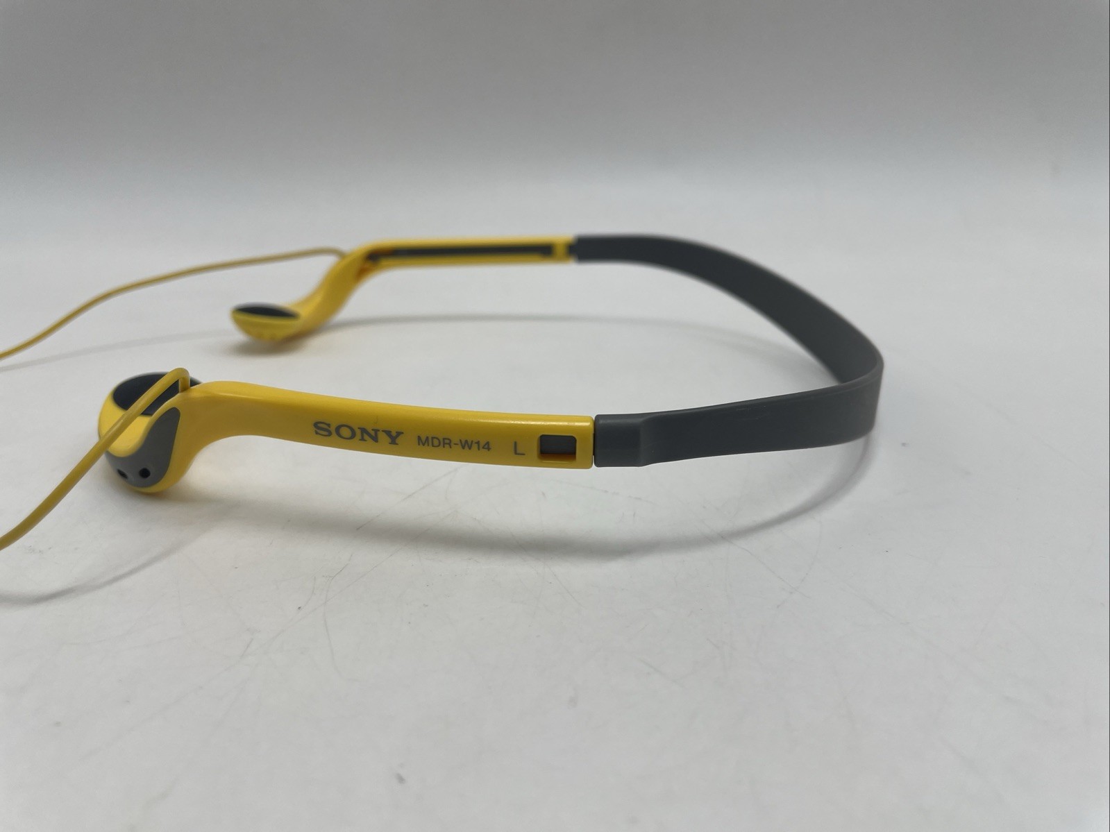 Vintage Sony Sports MDR-W014 Walkman Headphones Yellow TESTED WORKING