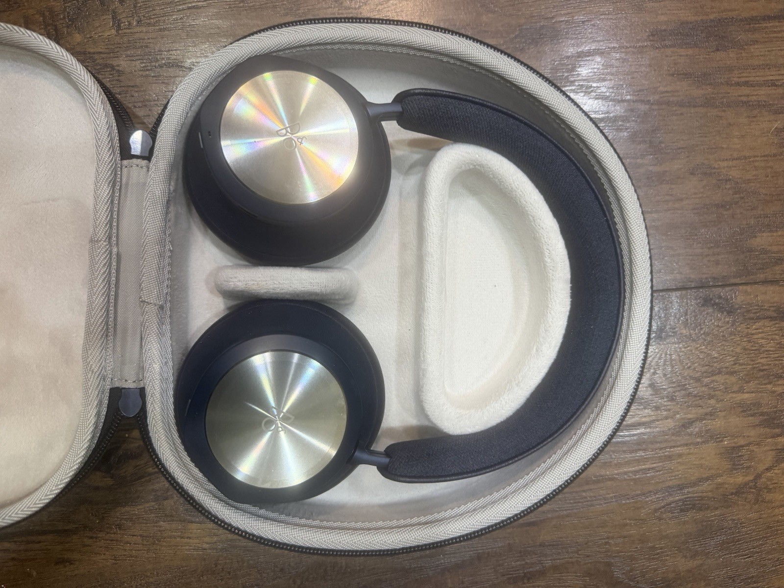 Bang & Olufsen Beoplay Portal Wireless Over-Ear Headphones Blue Silver with Case