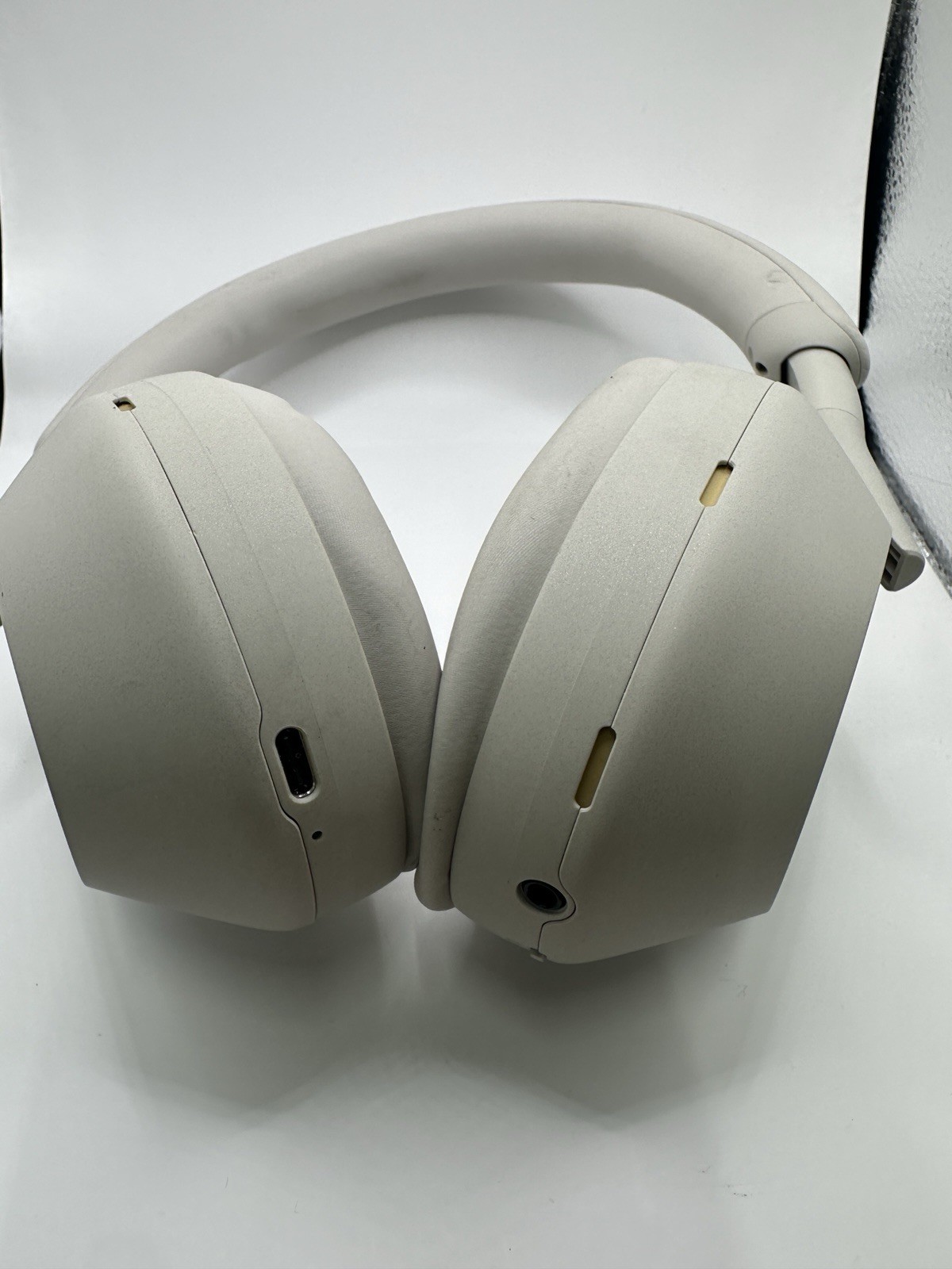 Sony WH-1000XM5 Wireless Noise Canceling Bluetooth Headphones w/Case – Silver