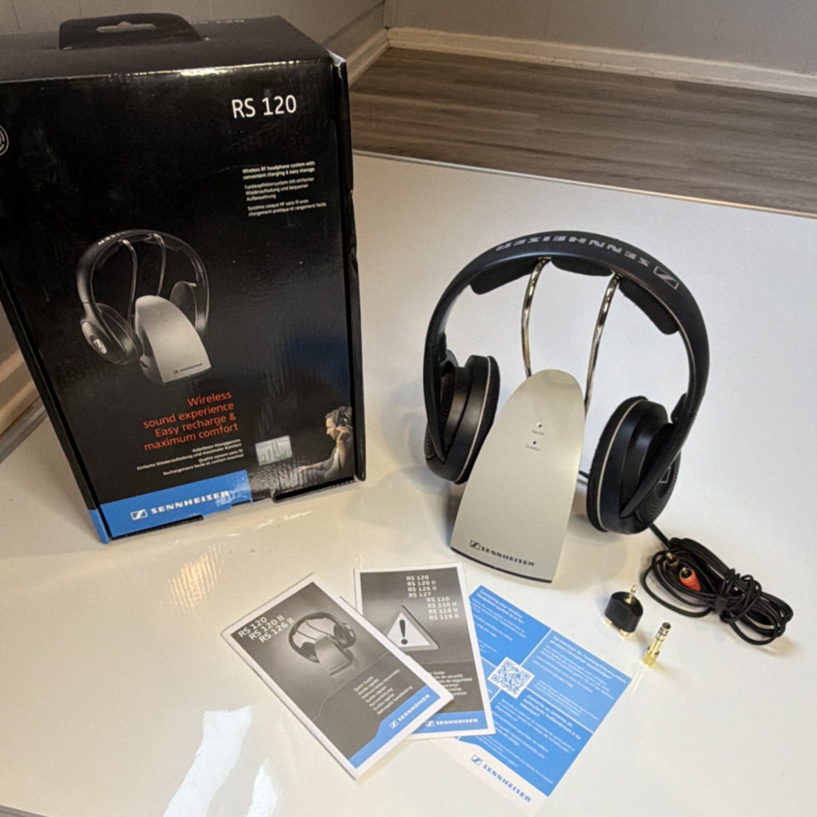 Sennheiser RS120 Wireless Headphones w/ Base Dock Untested Parts/Repair