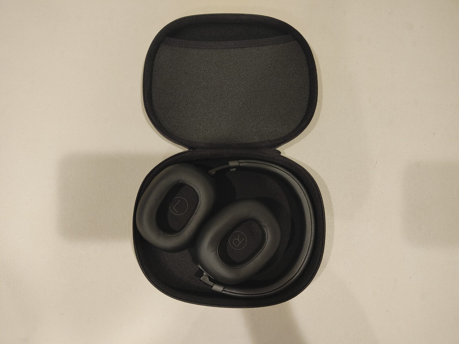 Harman Kardon FLY ANC Over-the-Head Wireless Active Noise Cancelling Headphones