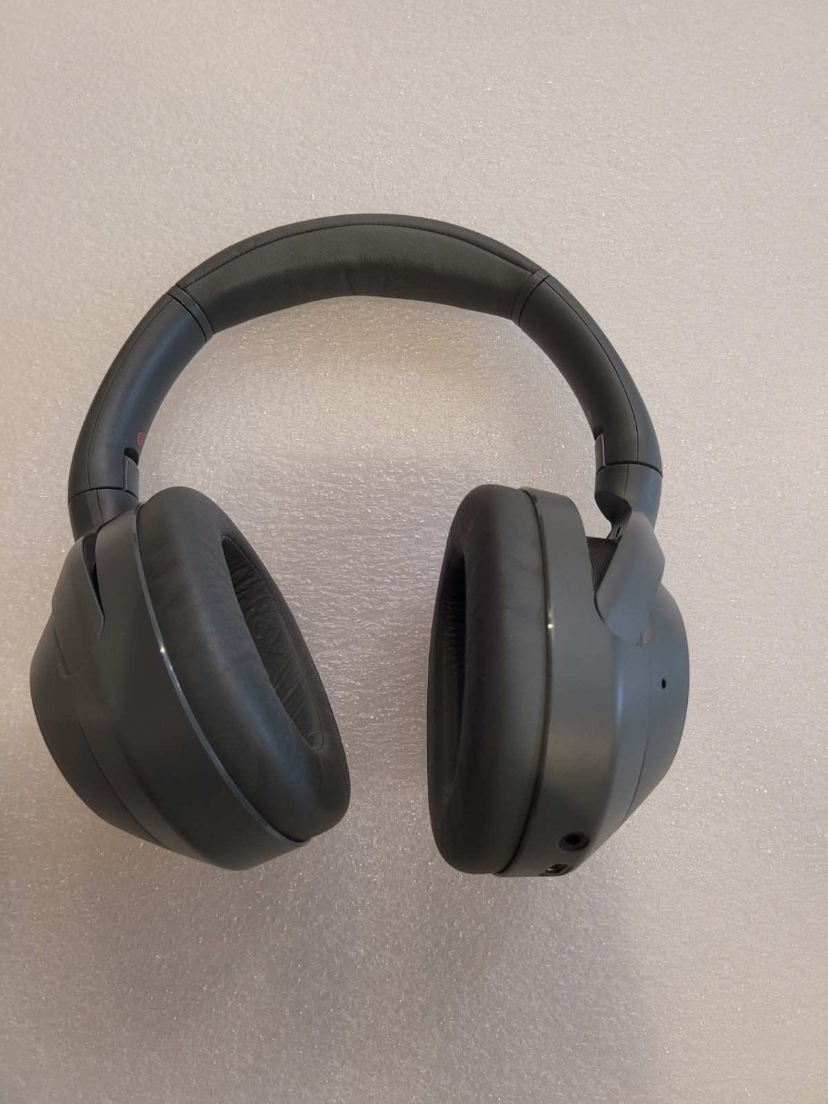 Sony ULT WEAR 900N Wireless Noise Canceling Bluetooth Headphones Forest Gray