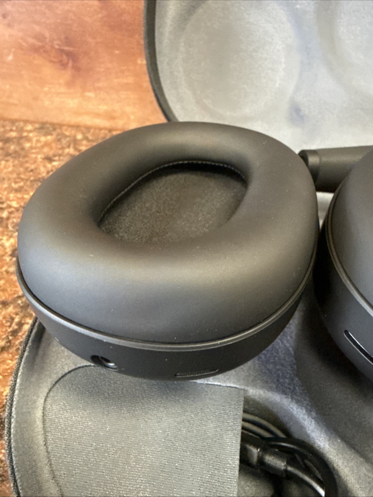 Sony WH-1000XM6 Wireless Noise Canceling Bluetooth Headphones – a5