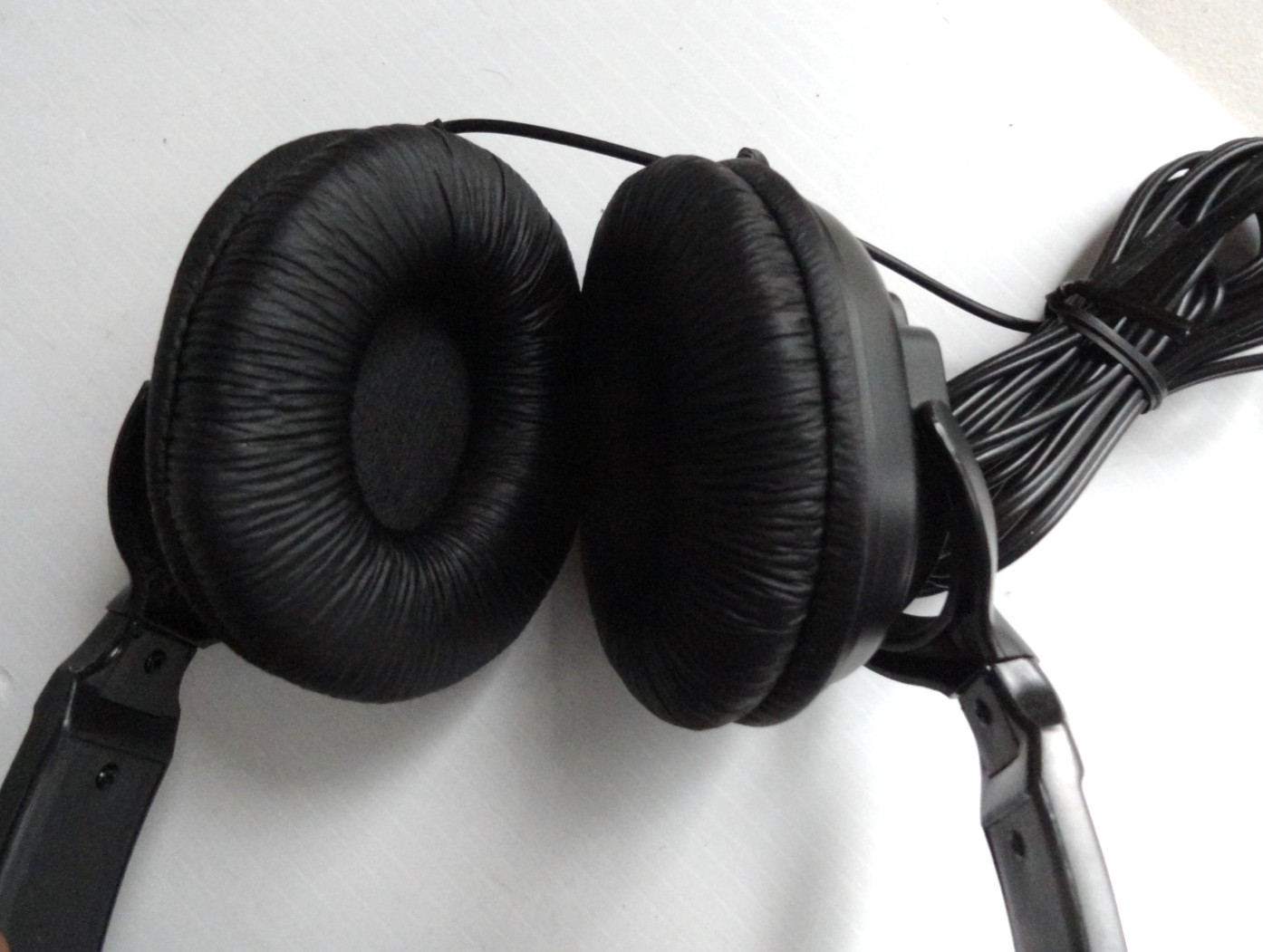 PRO-LUXE PX-724 Digital Monitor Dynamic Stereo Headphones