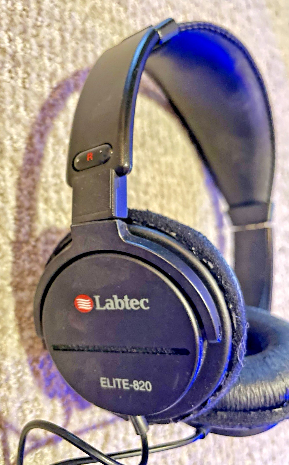 Labtec Elite-820 High Performance Over-the-Ear Headphones *FREE SHIPPING