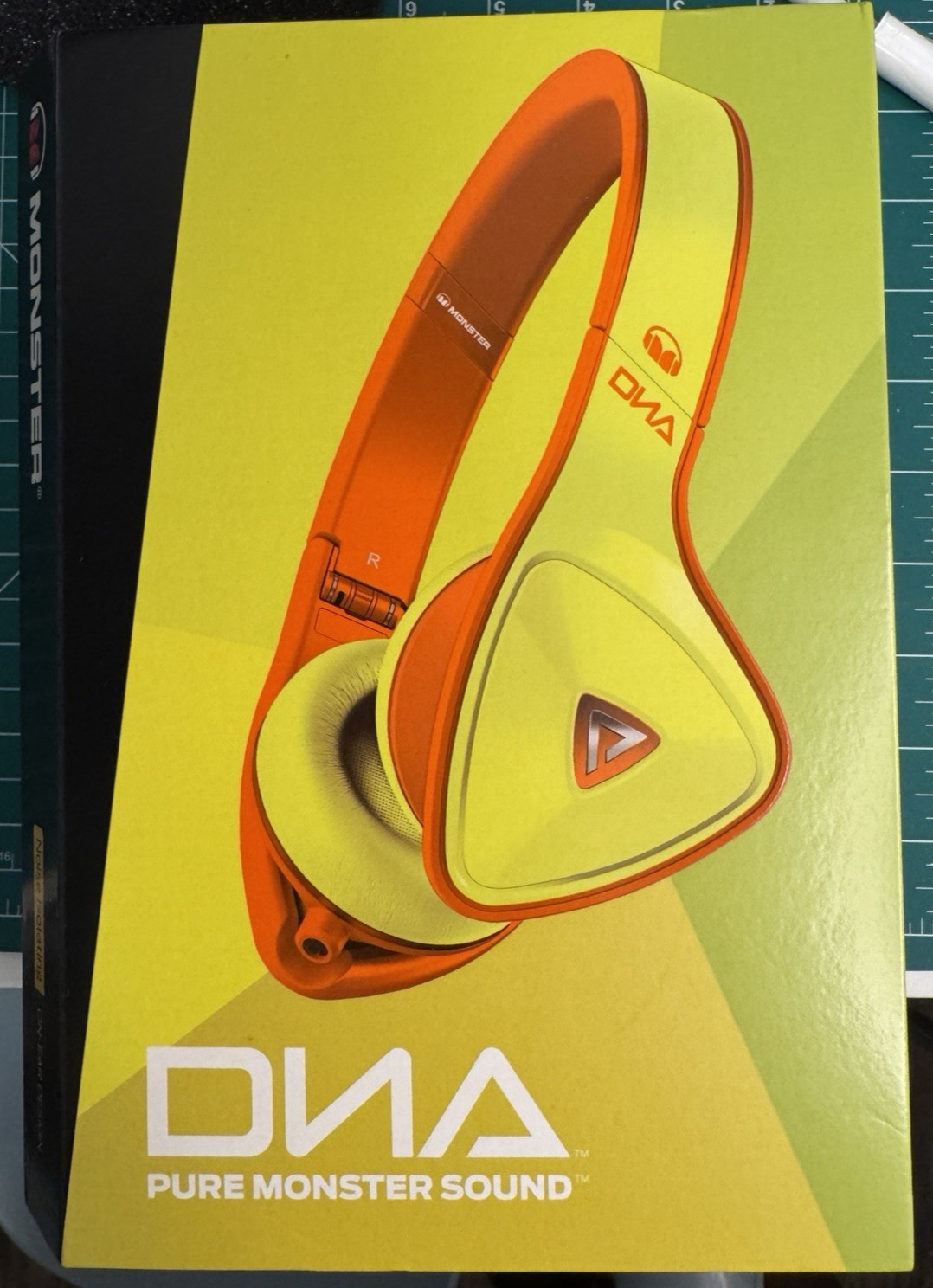 Monster DNA On-Ear Headphones Yellow/Orange Color – Wired 3.5mm Cable