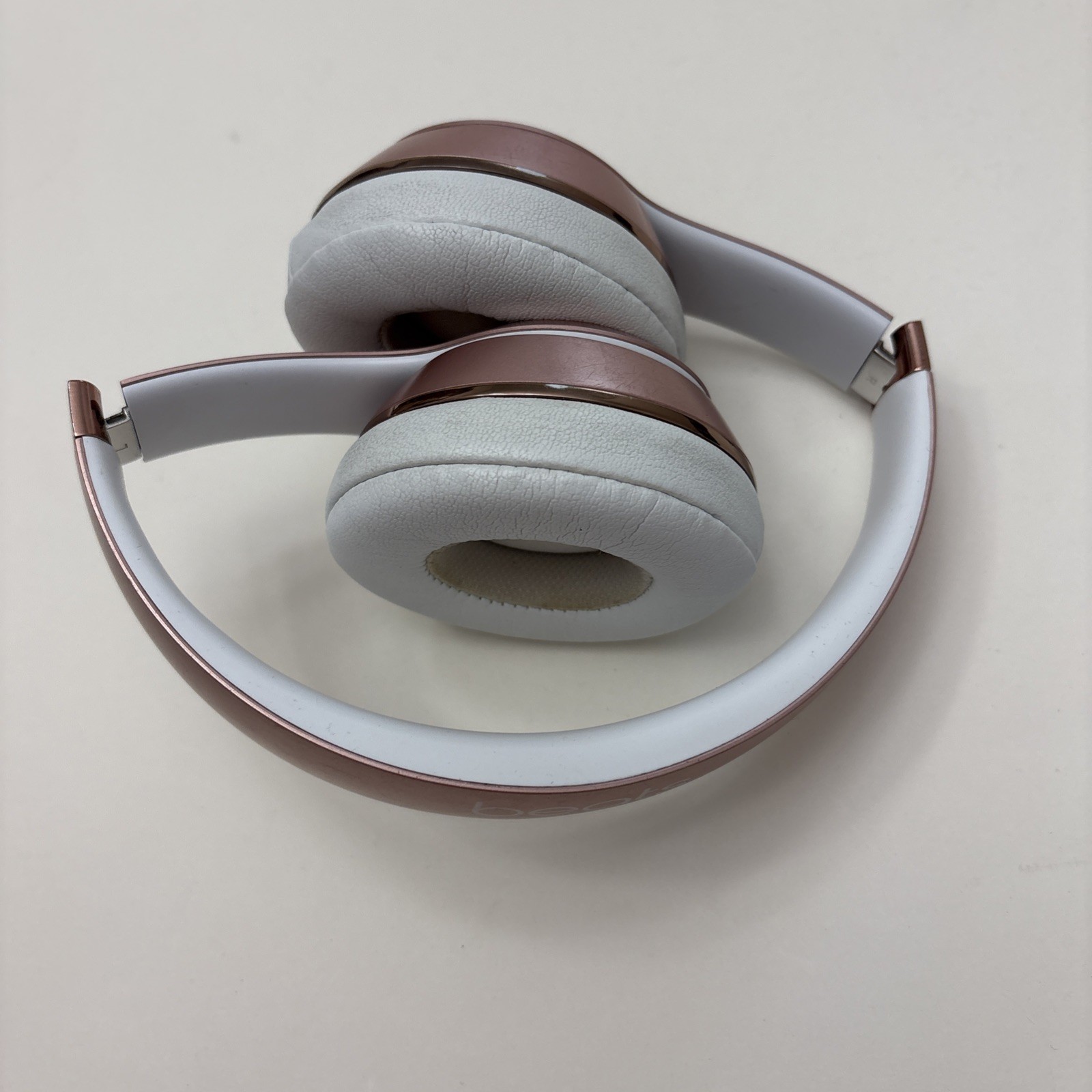 Beats Solo3 Wireless Bluetooth Headphones Rose Gold w/ Case USB Cable Tested