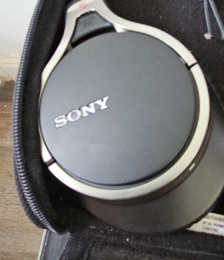 Sony Noise Canceling Headphones MDR-10RNC Black Tested Works Great!