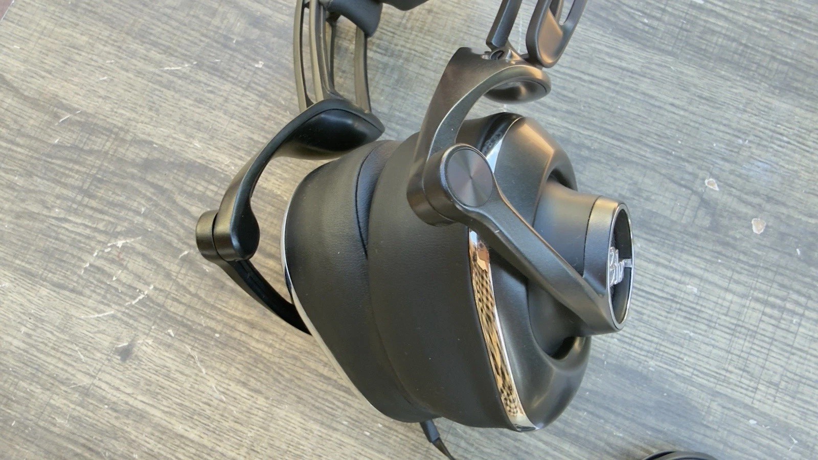 Blue LOLA Black Hi-Fi Headphones