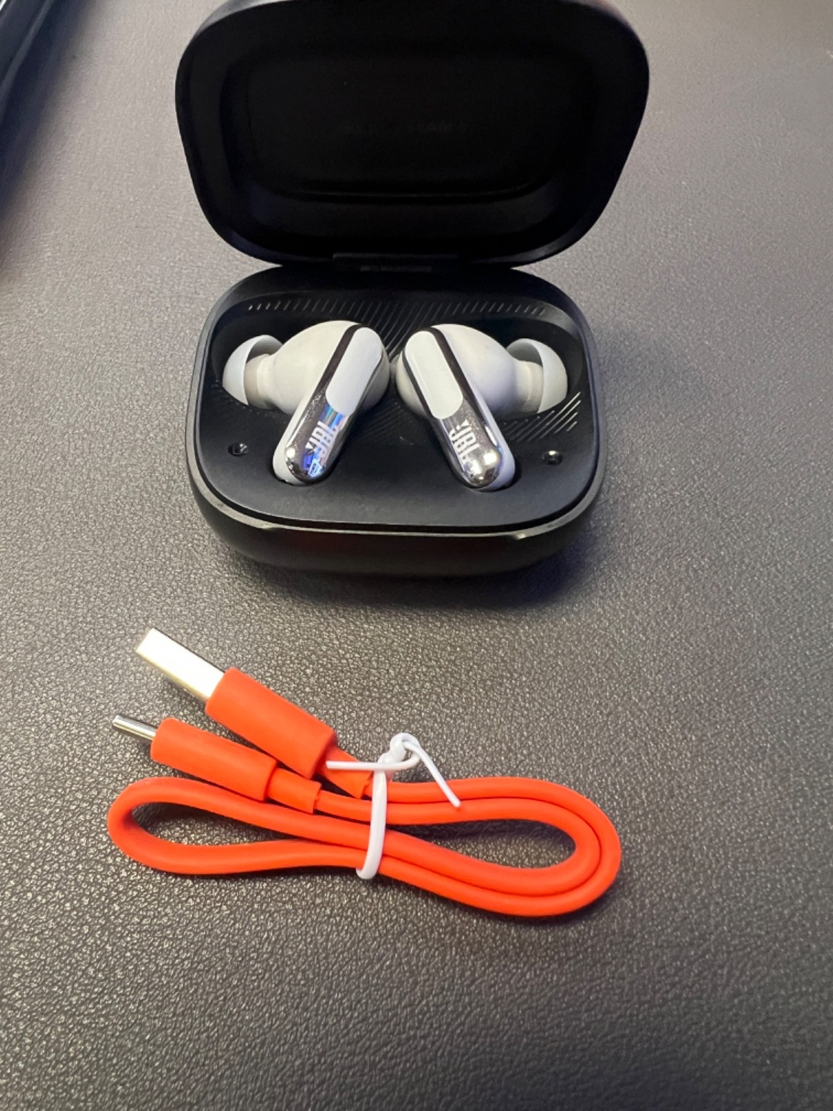 JBL LIVE Beam 3 True Wireless Noise Cancelling Earbud Headphones