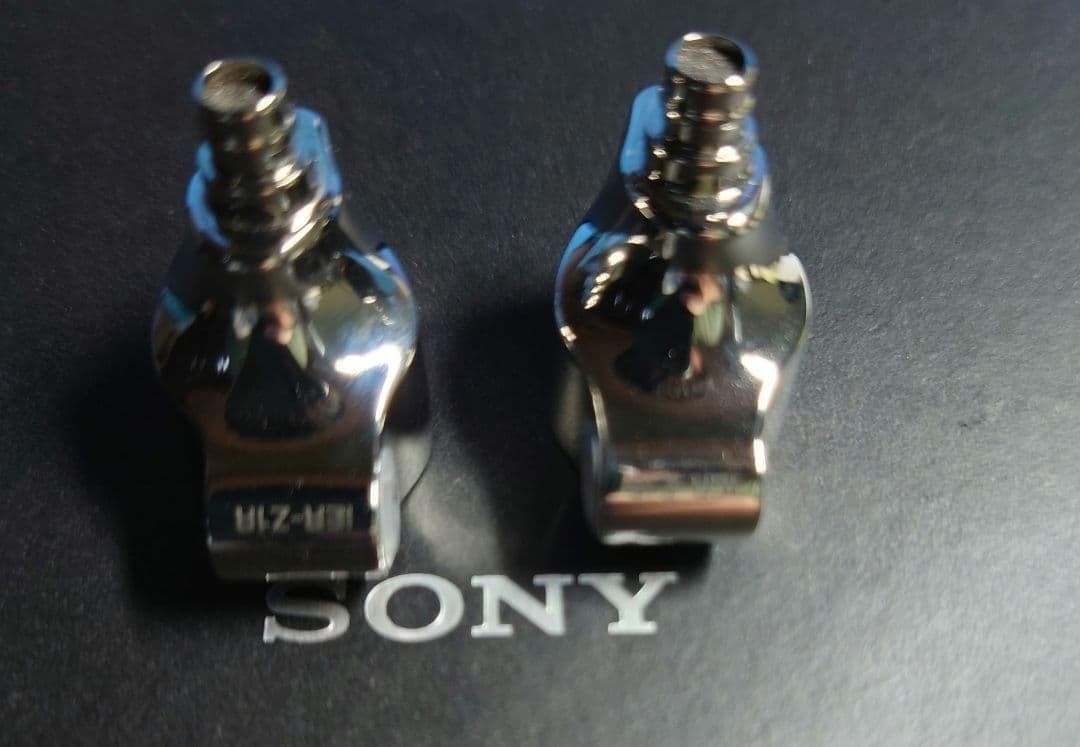 Sony Signature Series IER-Z1R Hi-Res In Ear Canal Earphone