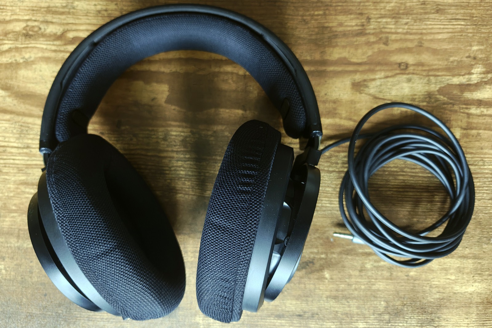 Philips SHP9600 Wired Over Ear Headphones Comfort Fit Open Back 50 mm Drivers