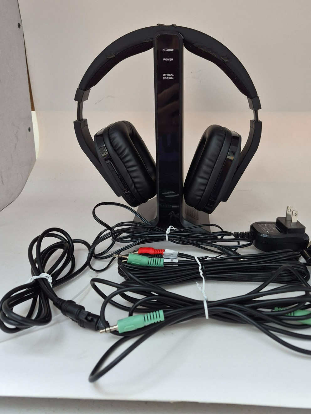 Avantree HT280 2.4G RF Wireless Headphones for TV Watching with Transmitter
