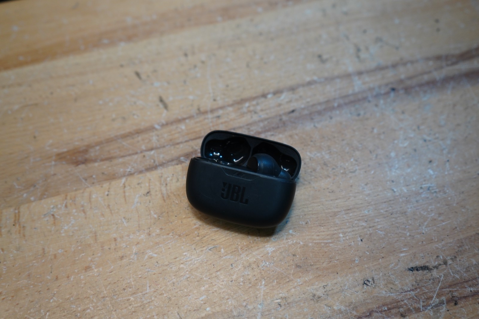 (O) JBL Vibe Beam True Wireless Bluetooth Charging Case W/ Right Bud