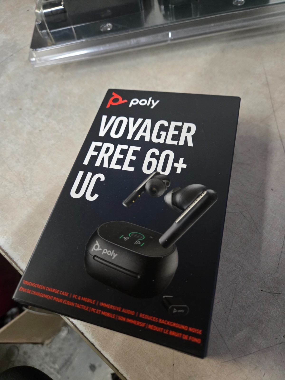 NOB 7Y8H2AA Poly Voyager Free 60+ UC Earset – Google Assistant Siri Stereo