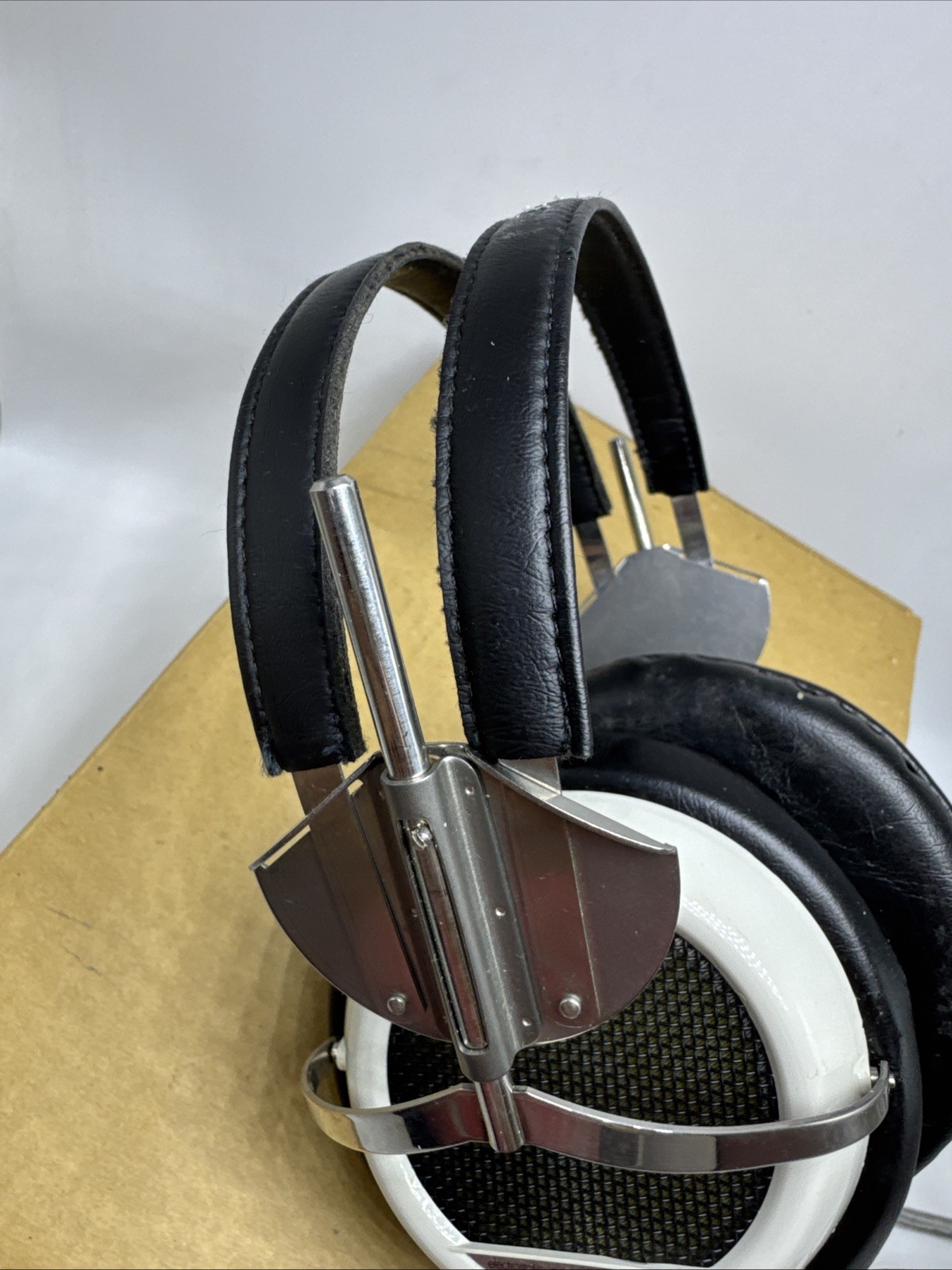 STAX Industries LTD Japan SR-3 Electrostatic Ear Speakers In Original Box