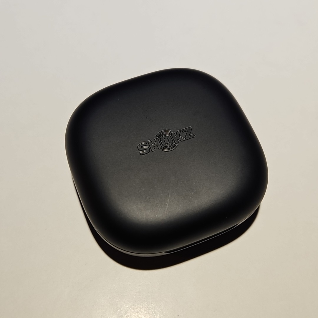 Shokz Openfit 2+ T921 Wireless Charging Case Black Good Condition (NO BUDS)