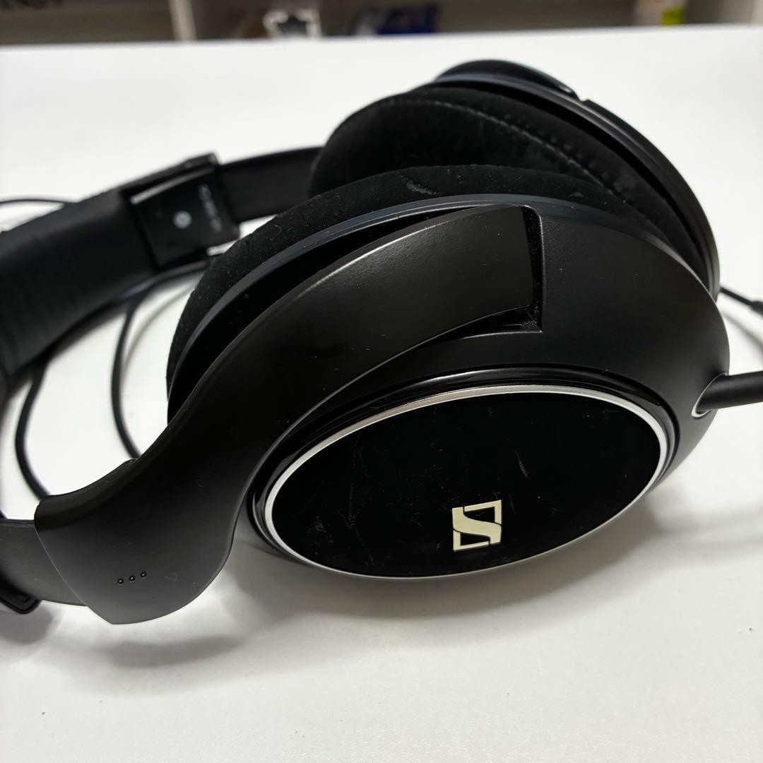 Sennheiser HD598Cs Over-Ear Headphones Genuine noise isolating Fully Working
