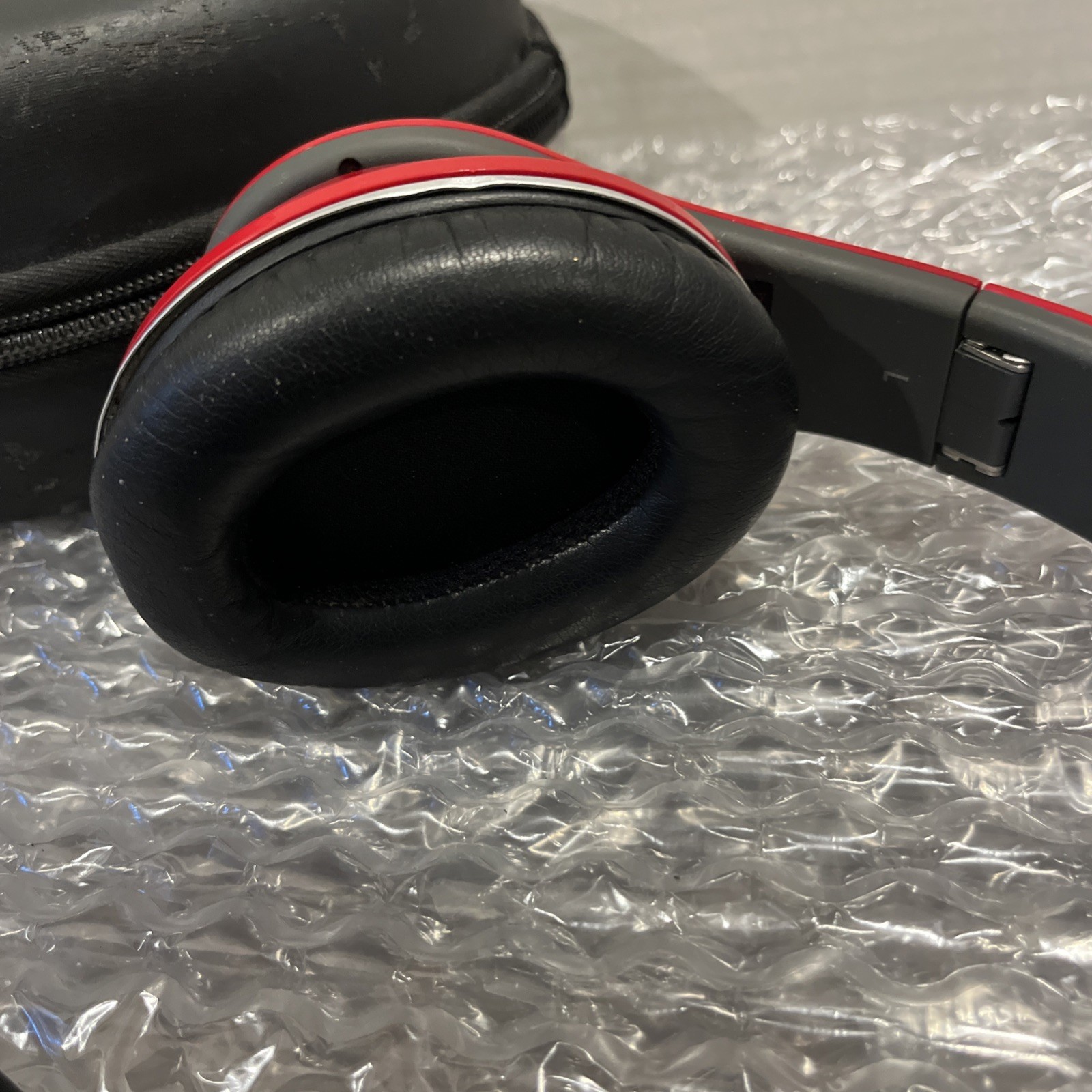 beats monster Studio headphones Red And Black With Case