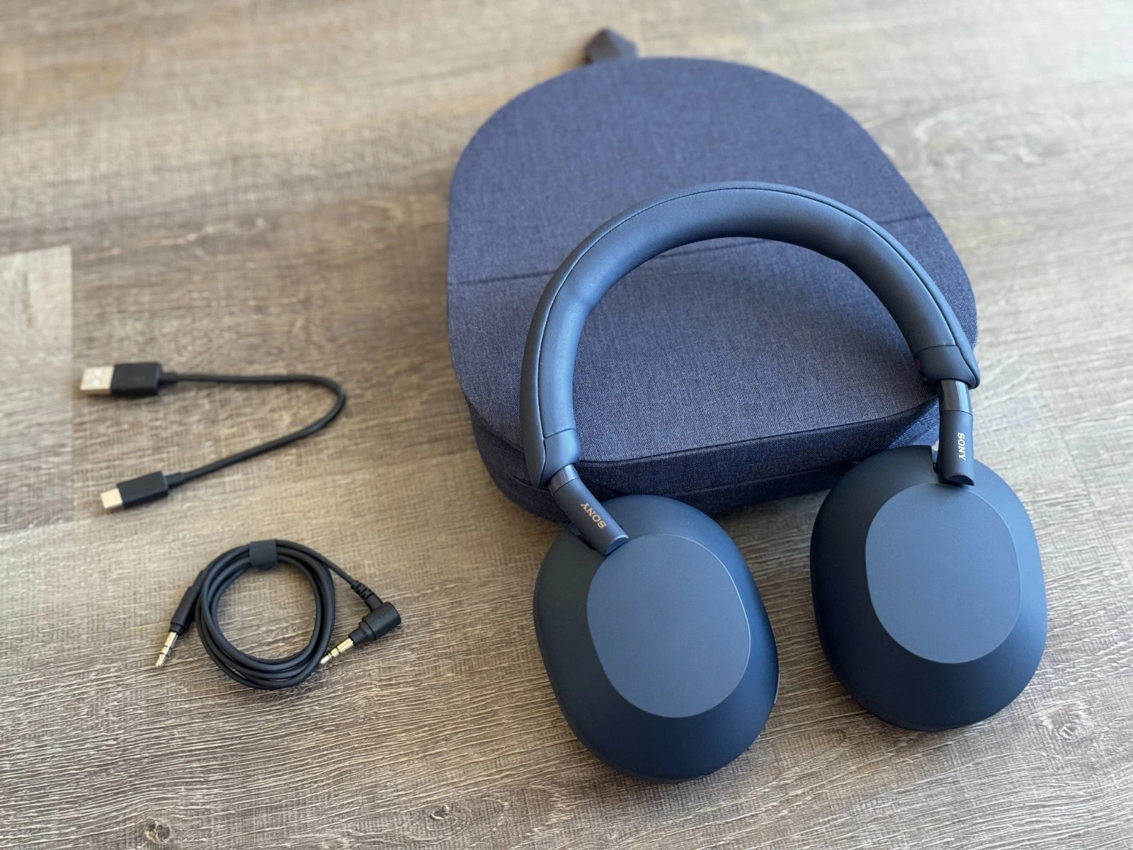 SONY WH-1000XM5 Wireless Noise Canceling Over Ear Headphones – BLUE /w CASE #OB