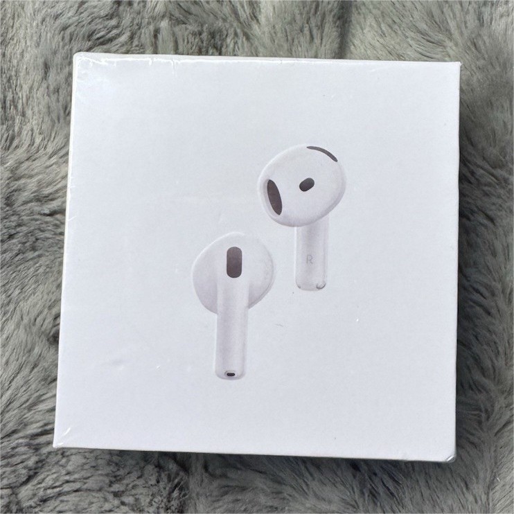 Apple AirPods 4 Wireless Earbuds White USB-C Active Noise Cancellation