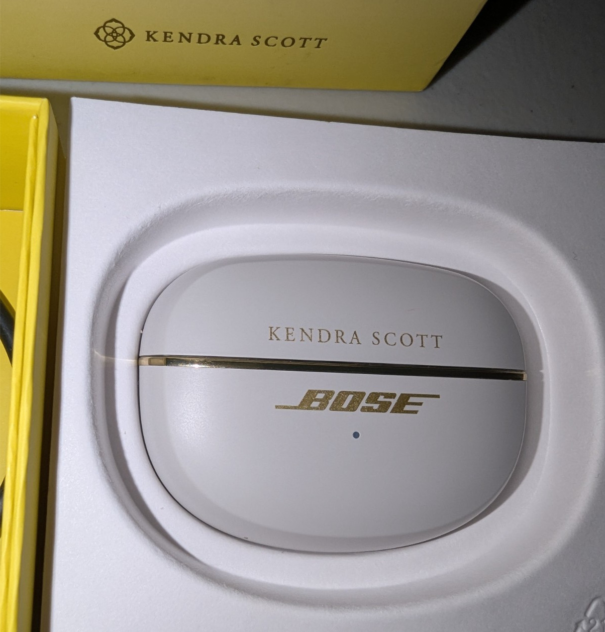 Bose x Kendra Scott Wireless Ultra Open Earbuds – Gold Filigree Limited Edition