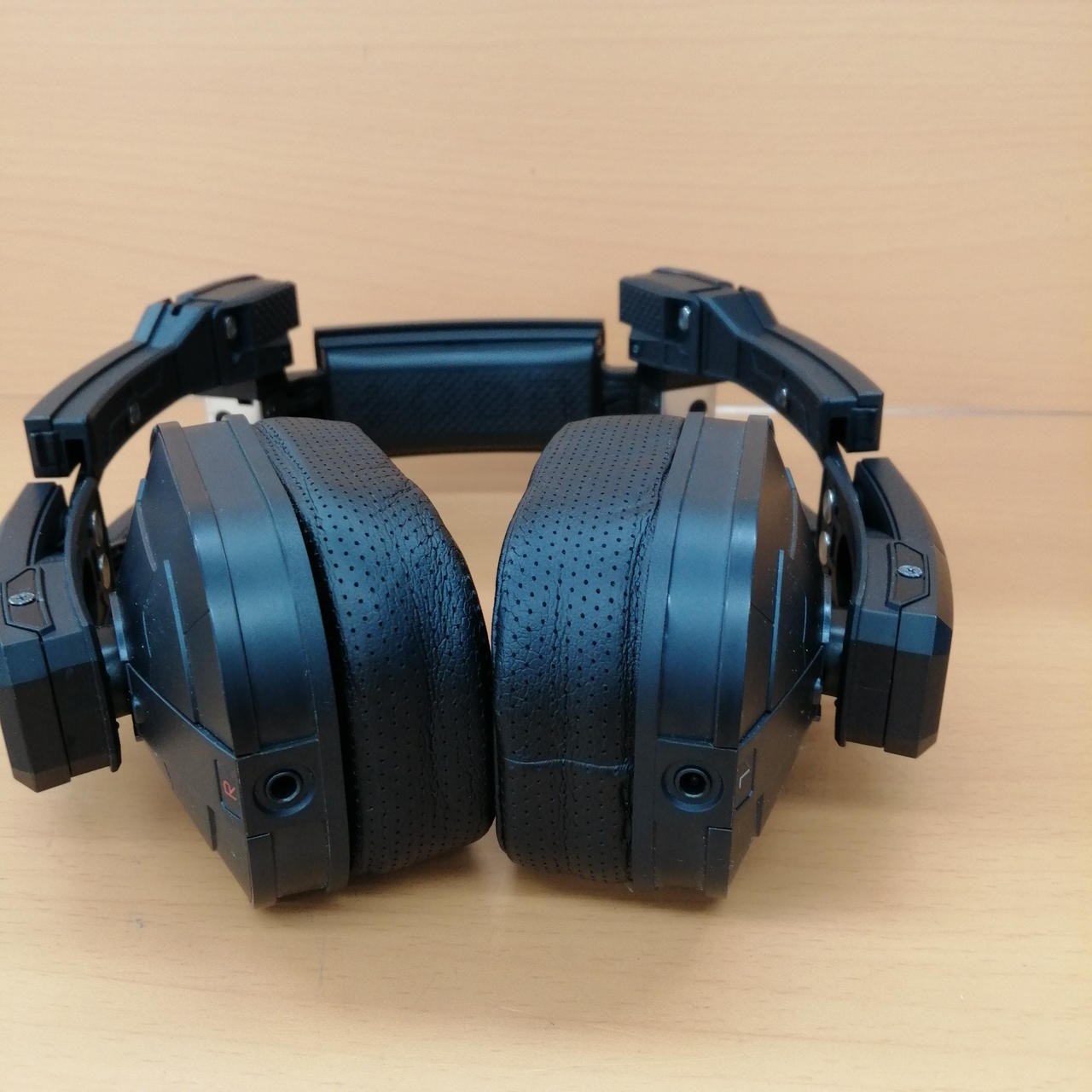 TOON WORKSHOP THP-01 Stealth Black Headphones, 20Hz-20kHz, 30Ω