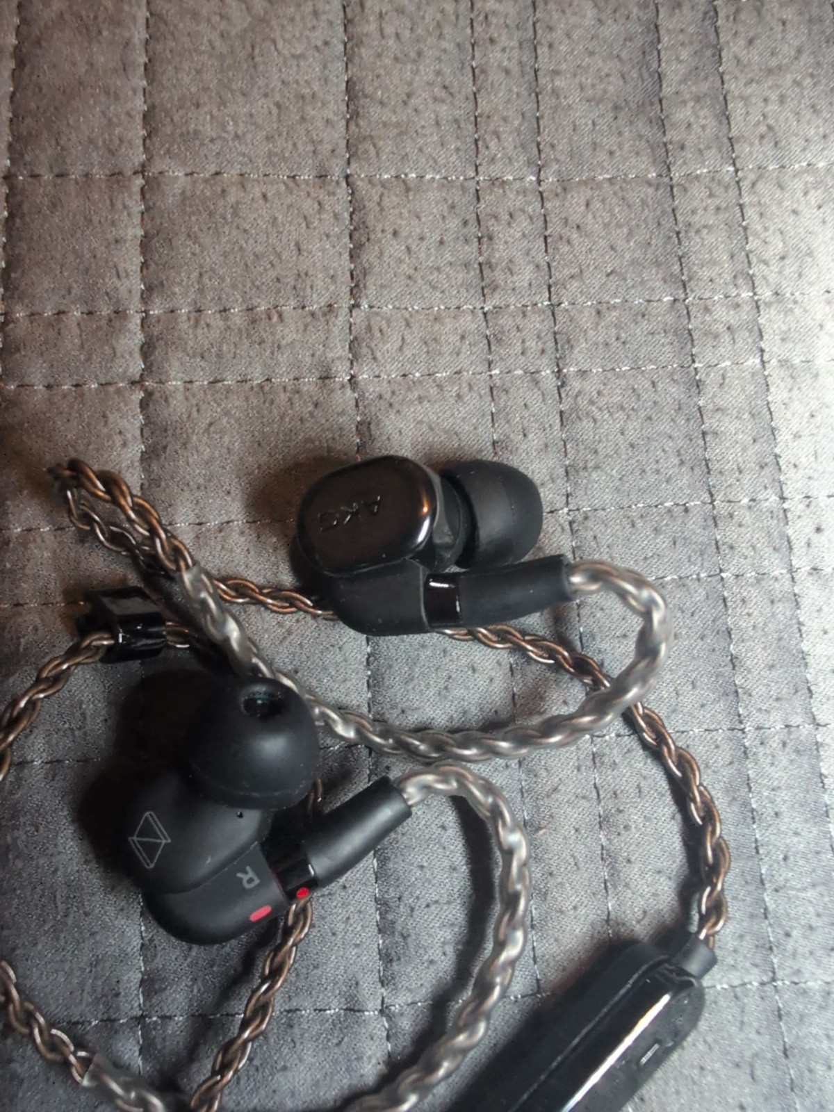 AKG N5005 Reference Wired/Wireless In-Ear Headphone With Customizable Sound