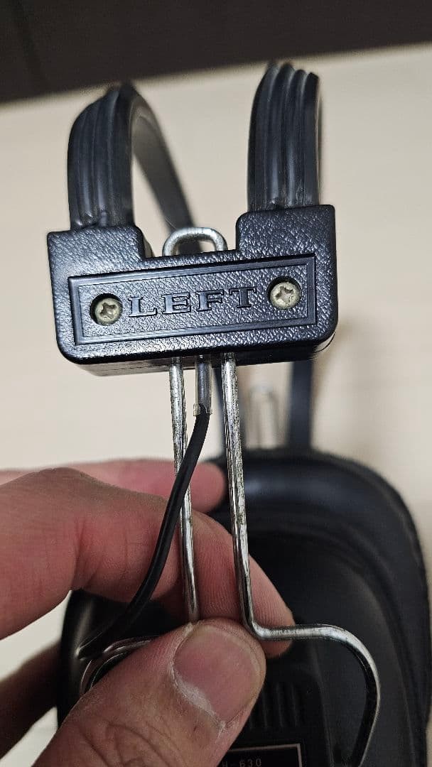Rotel RH 630 Headphones Vintage 4 16 Ohm Coil Type Audio Equipment Gear