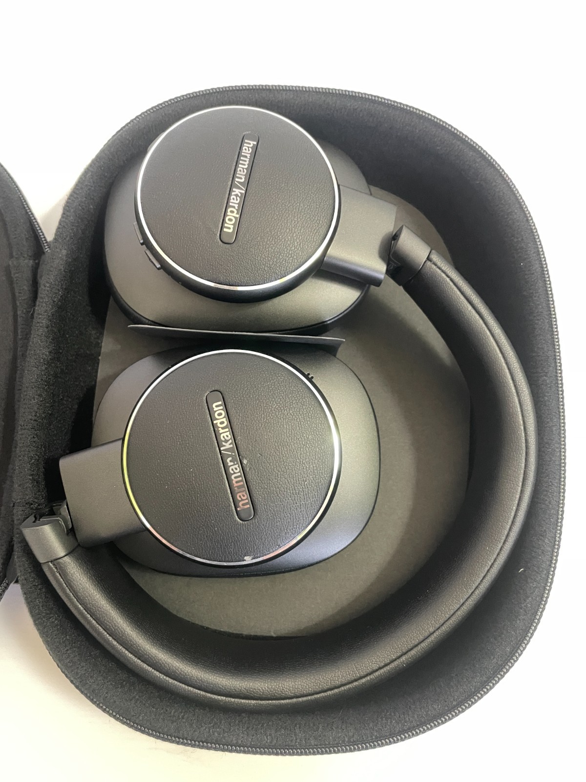 Harman Kardon Fly ANC Premium Bluetooth Noise Cancel Headphones 30 Day Warranty