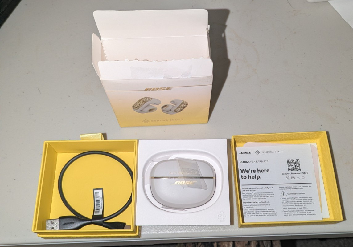 Bose x Kendra Scott Wireless Ultra Open Earbuds – Gold Filigree Limited Edition