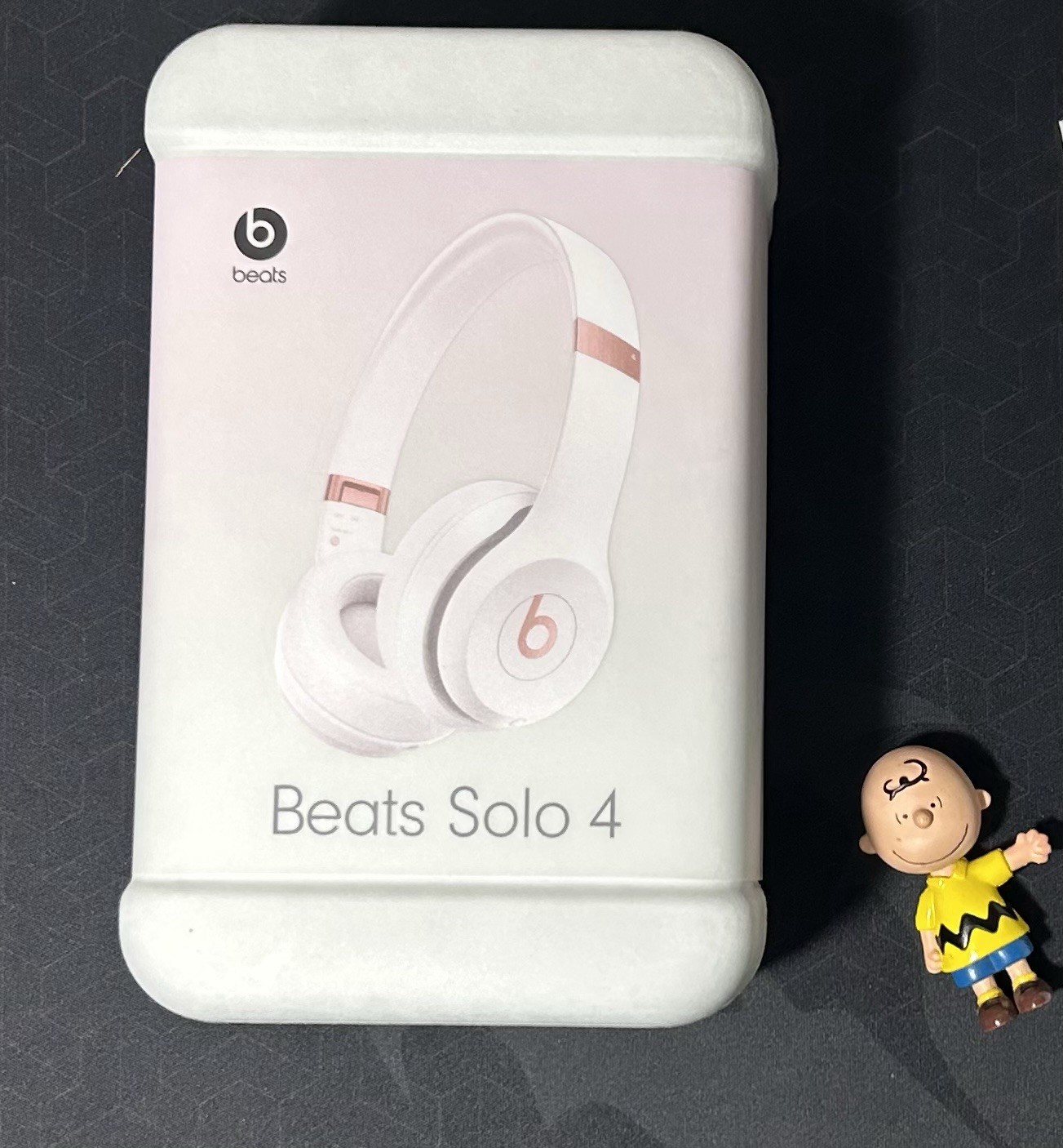 Beats – Solo 4 Wireless On-Ear Headphones – Cloud Pink *NEW SEALED*