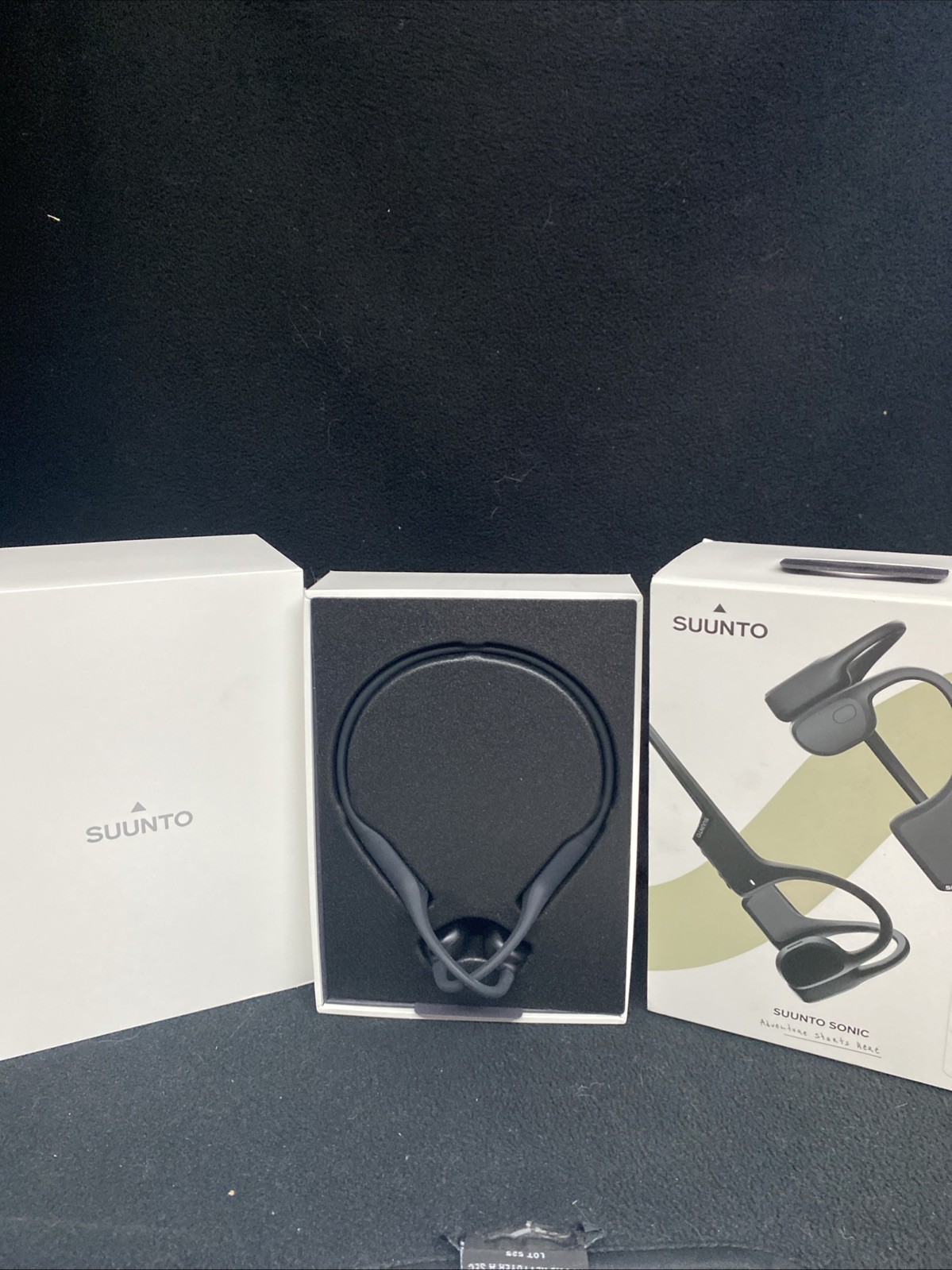 NEW! Suunto Sonic Black Open-Ear Bone Conduction Lightweight Sport Headphones