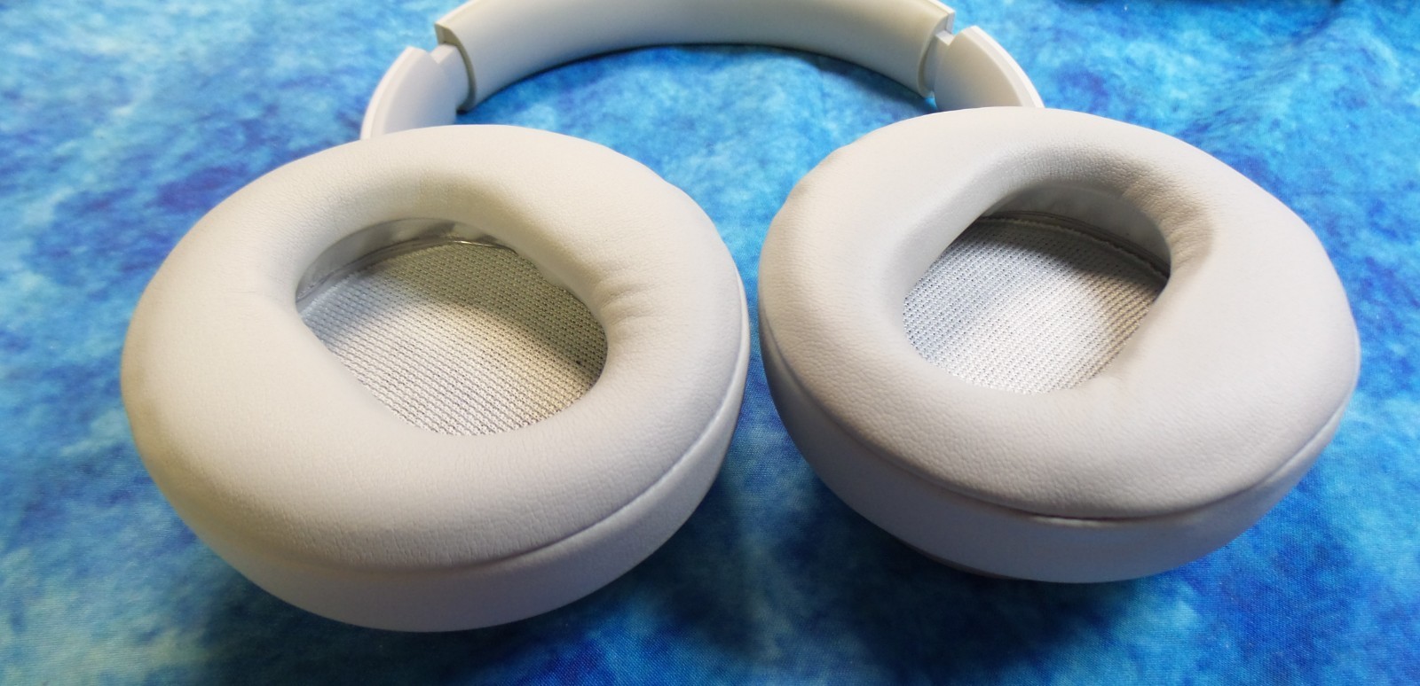 Microsoft Surface Headphones 2, Grey, QXL-00001, Model: 1919 – Bluetooth, Wired