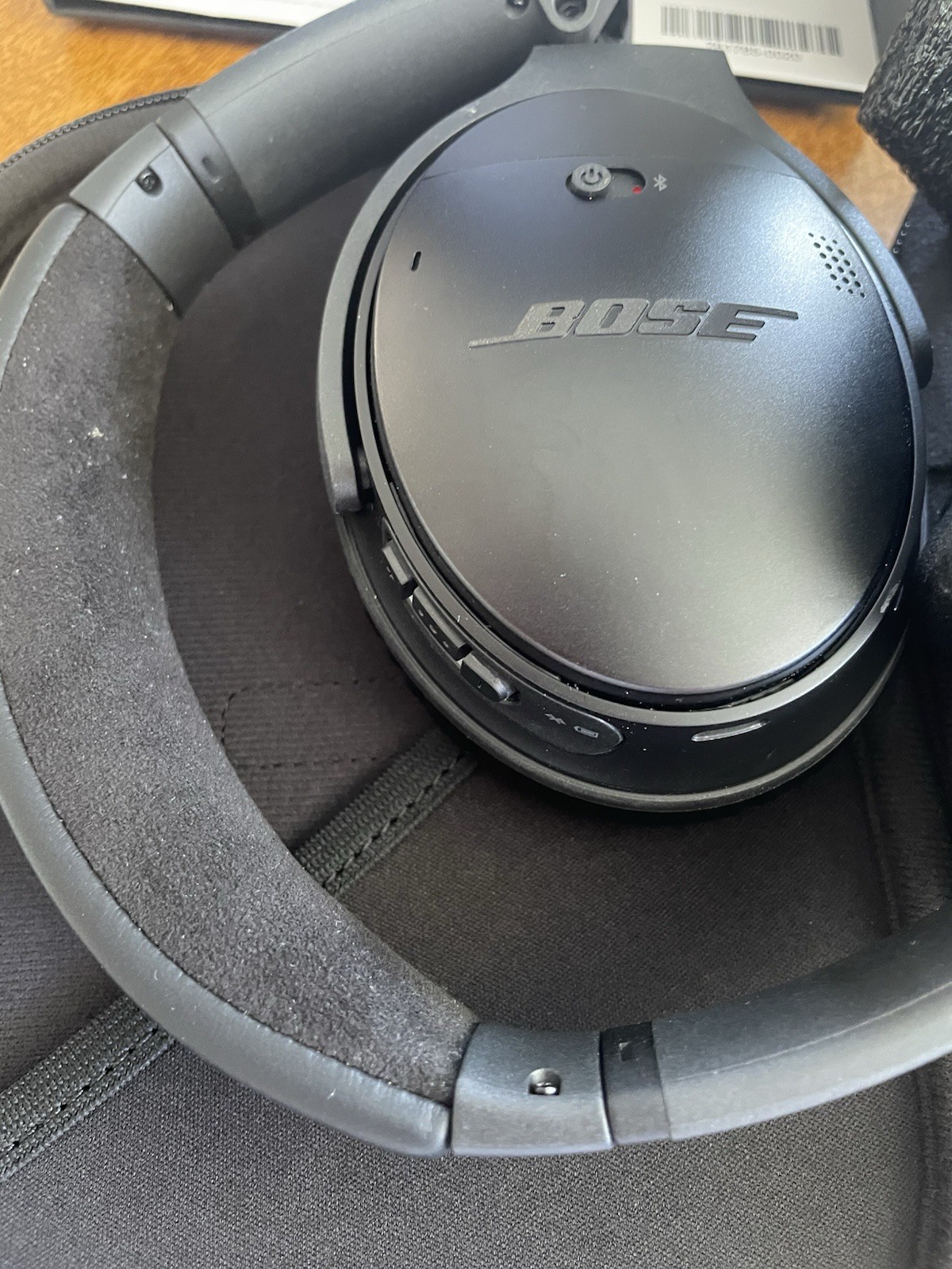 Bose QuietComfort 35 Over the Ear Wireless Headphones – Black