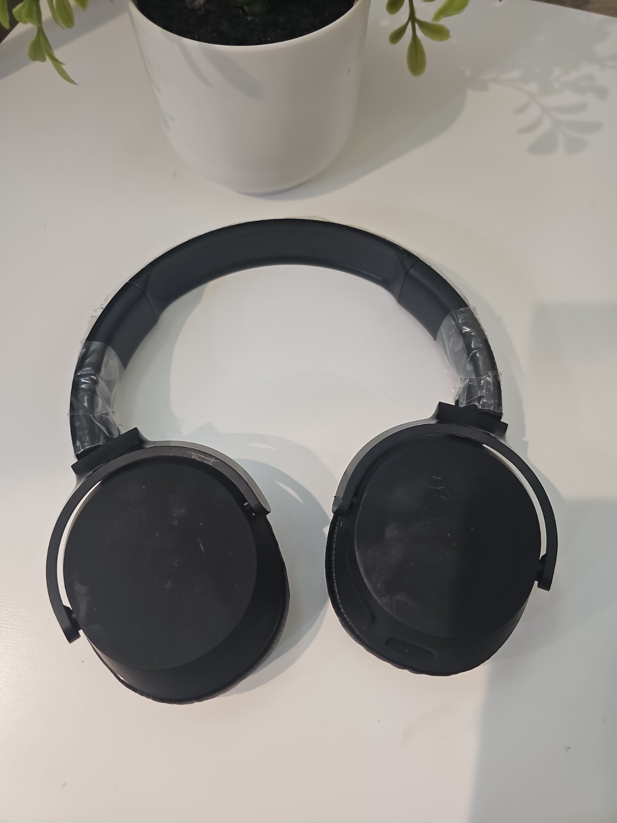 Skullcandy Riff S5PXW Wireless Bluetooth On-Ear Headphones Black Tested Working