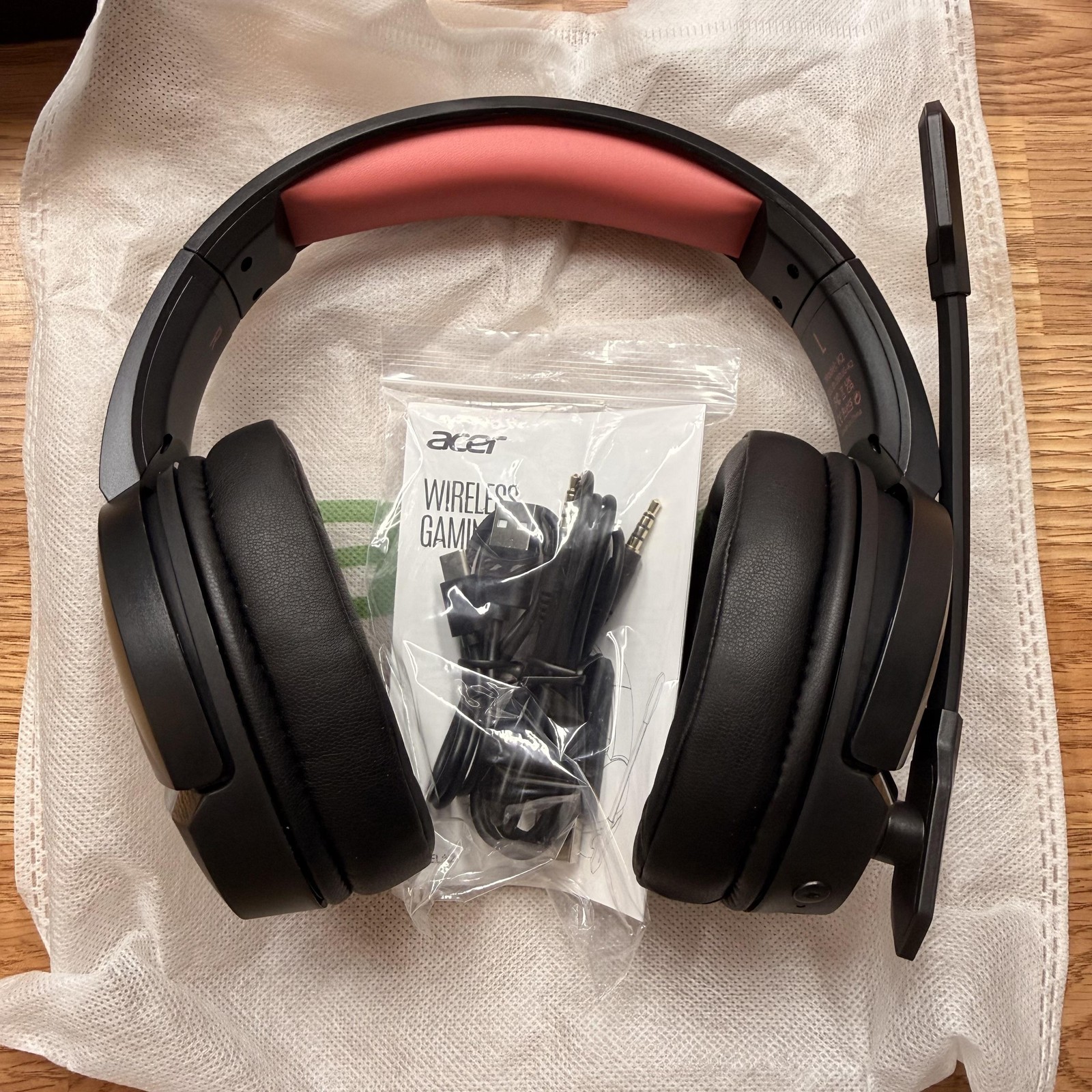 Acer Nitro Gaming Headset K2 Wireless Over-Ear Headphones Black 3.5mm USB PC