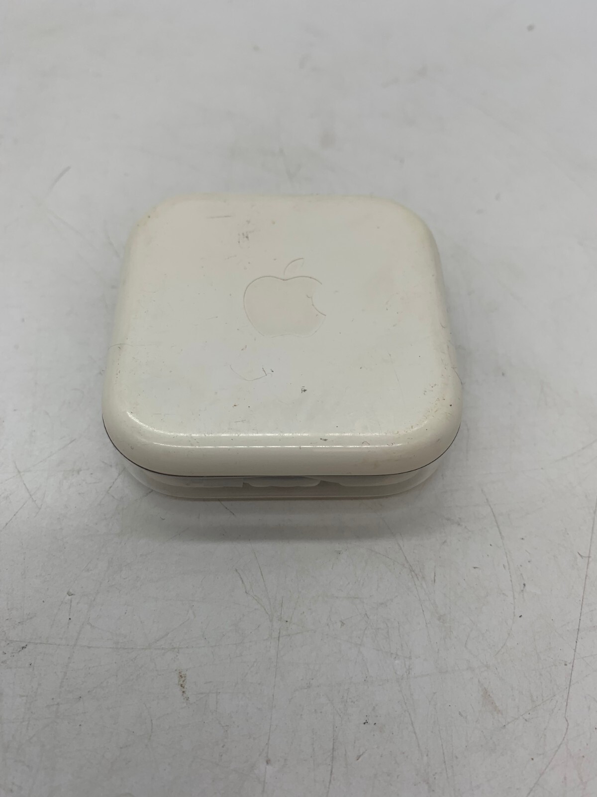 NEW Original Apple iPhone EarPods 3.5mm Jack Wired Earbuds Earphones Headphones