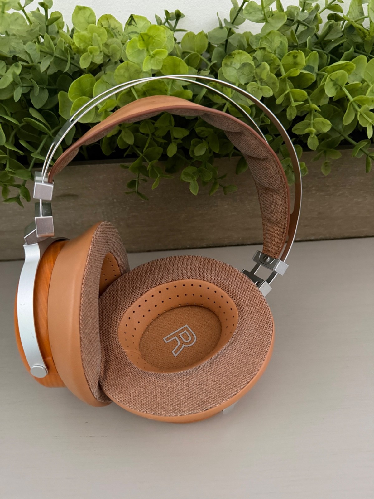 Sivga Luan Hi-Fi Open Back Over Ear Headphones Brown
