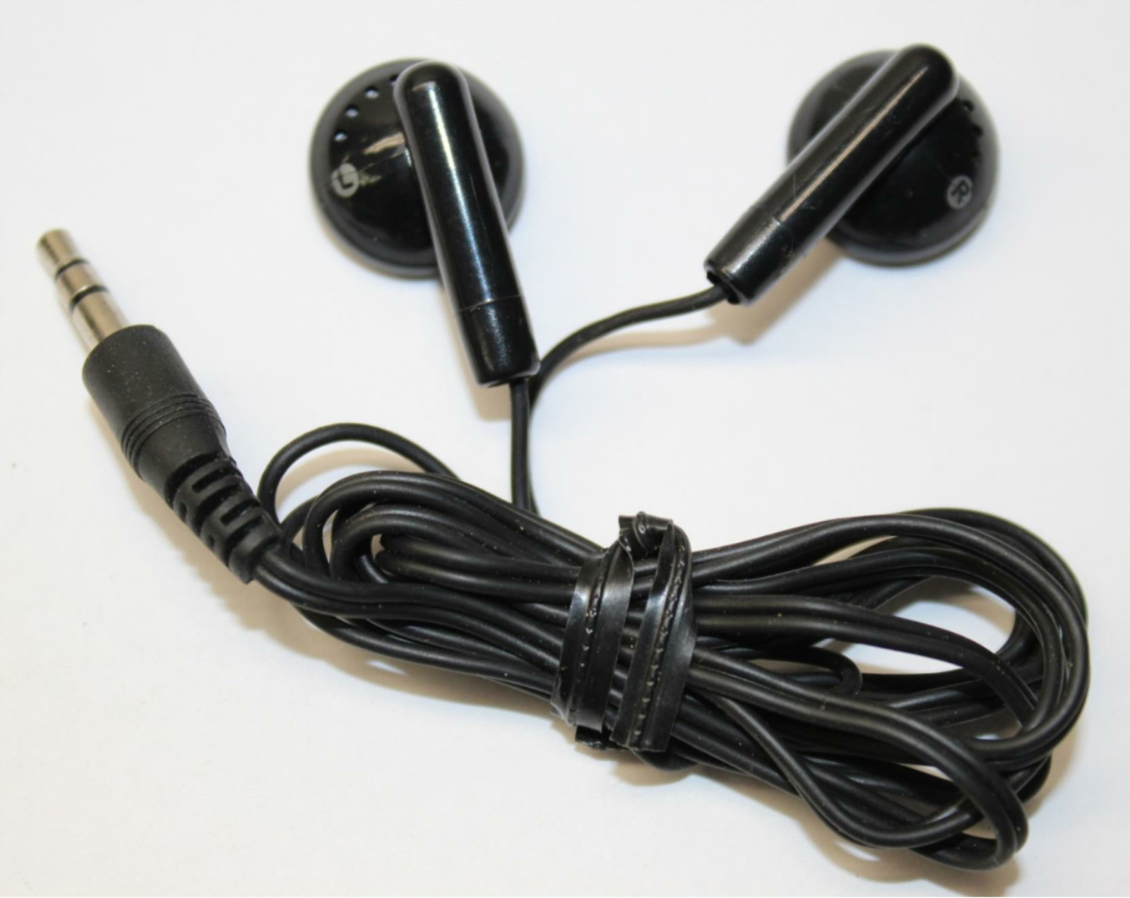 In-Ear Headphone Portable Audio Stereo Sound Wired Black Headset 3.5mm Jack