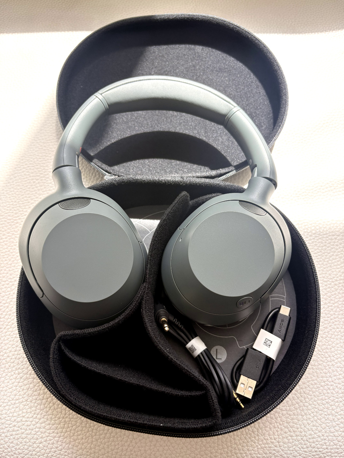 Sony ULT WEAR WH-ULT900N Wireless Noise Cancelling Bluetooth Headphones Gray