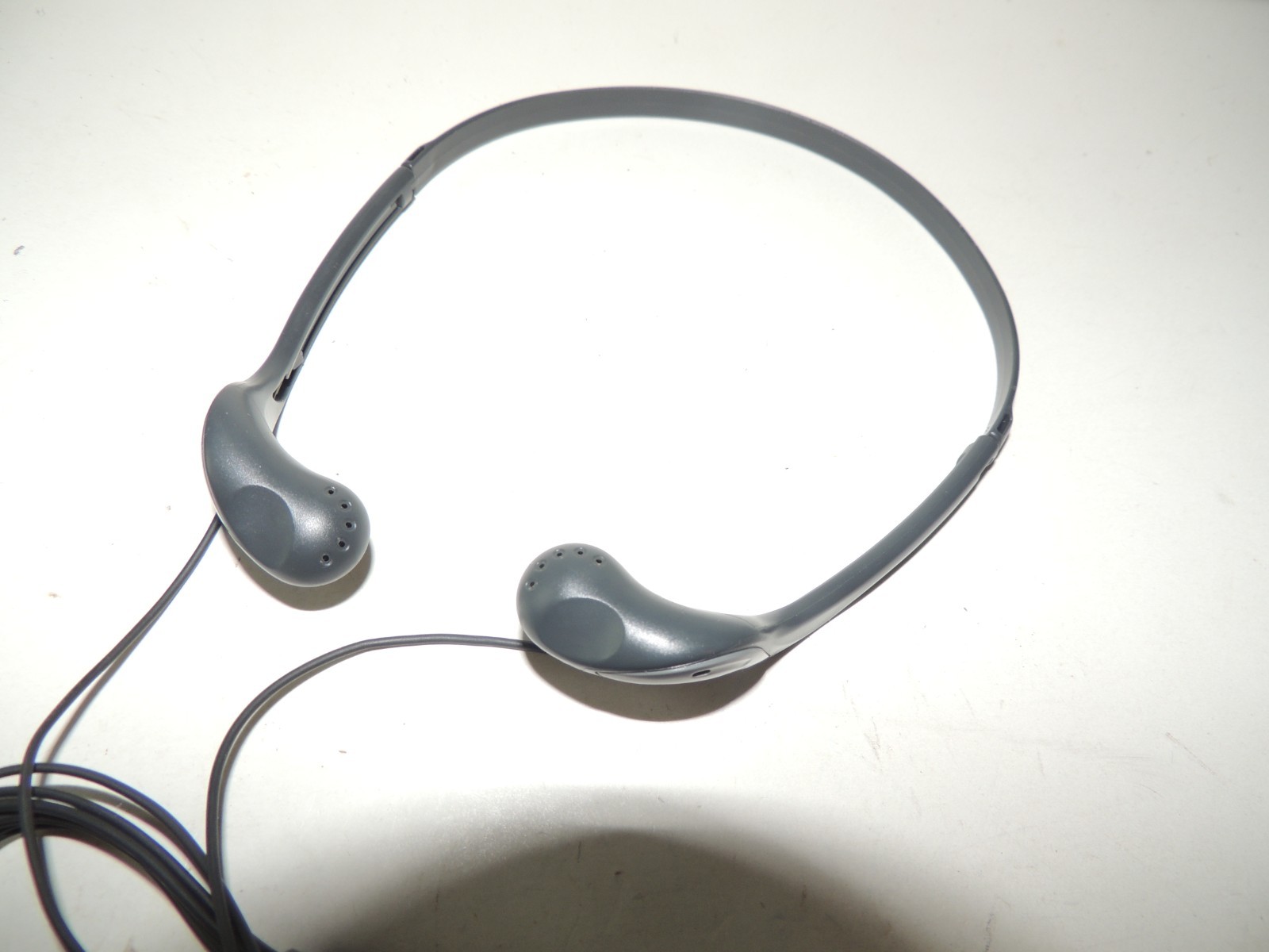 Sony MDR-W08 Walkman Wired In Ear Adjustable Headphones – TESTED WORKING