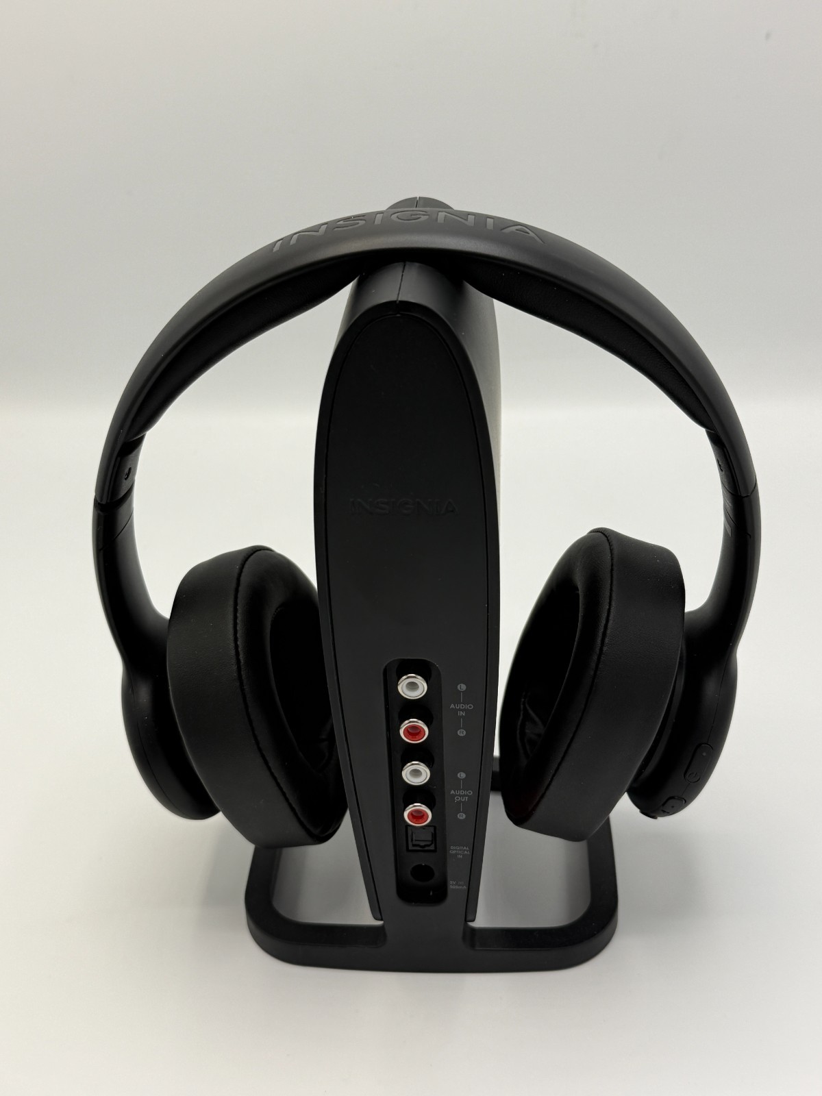 Insigna Digital Wireless Headphones 2.4 GHz TV Music Over The Ear Black