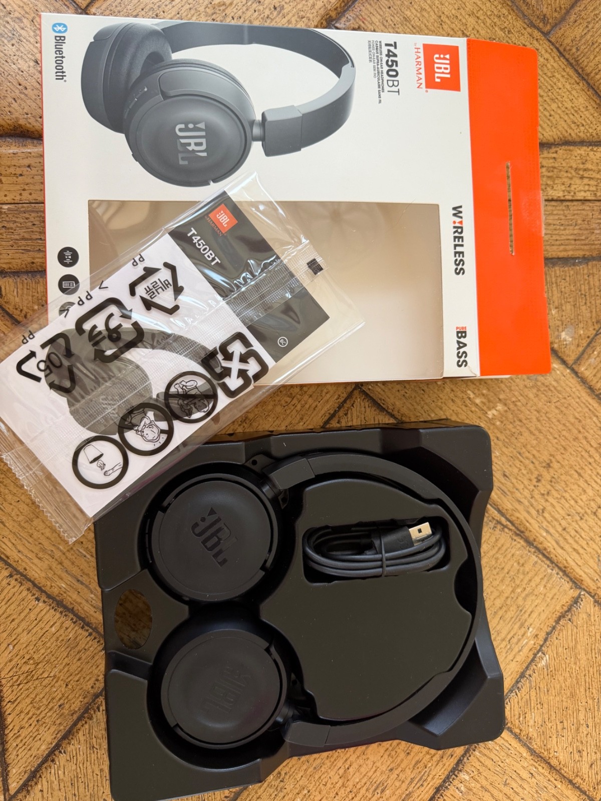 JBL T450BTBLK Wireless On-ear Headphones – Black