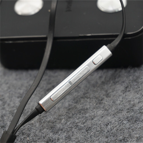 Germany Metal Phone Wire-controlled Headset High Fidelity Hifi Music Headset