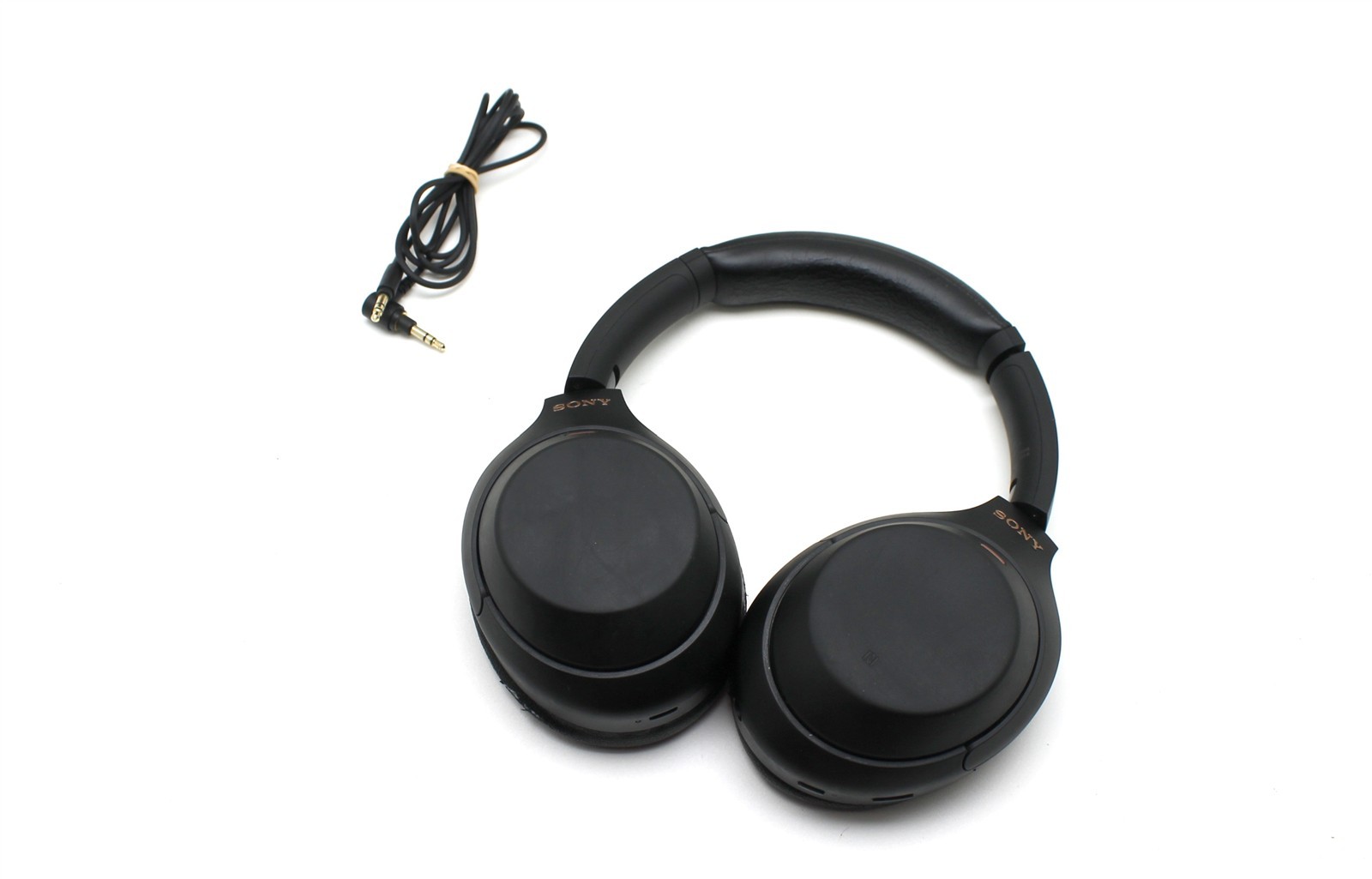 Sony WH-1000XM4 Premium Wireless Noise Canceling Headphones NEEDS New Foams