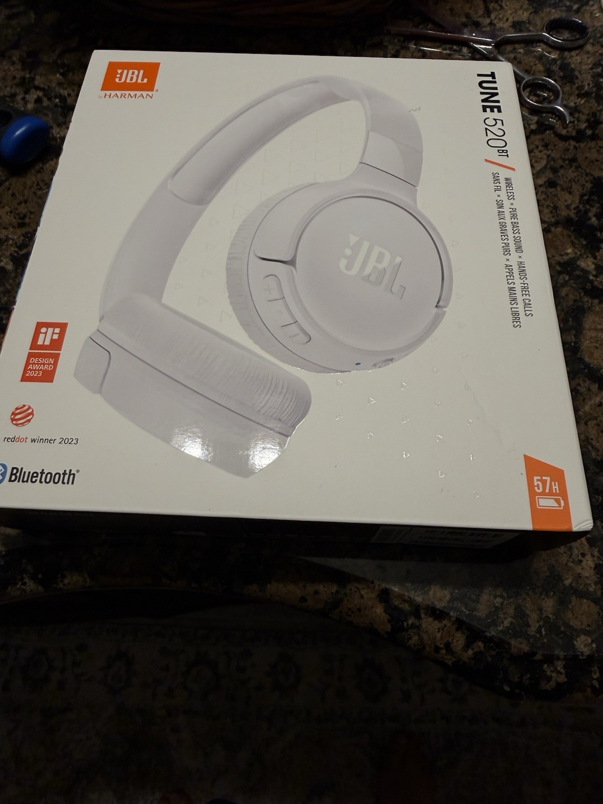 JBL Tune 520BT Wireless Bluetooth Pure Bass Multi-Point On-Ear White