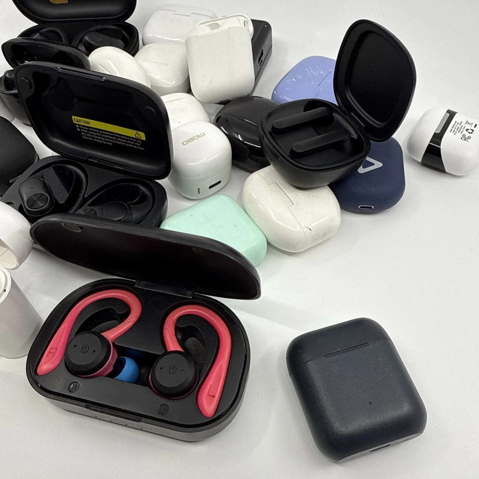Mixed Lot 25 Earbuds Sets Wireless Bluetooth Unbranded Uncleaned