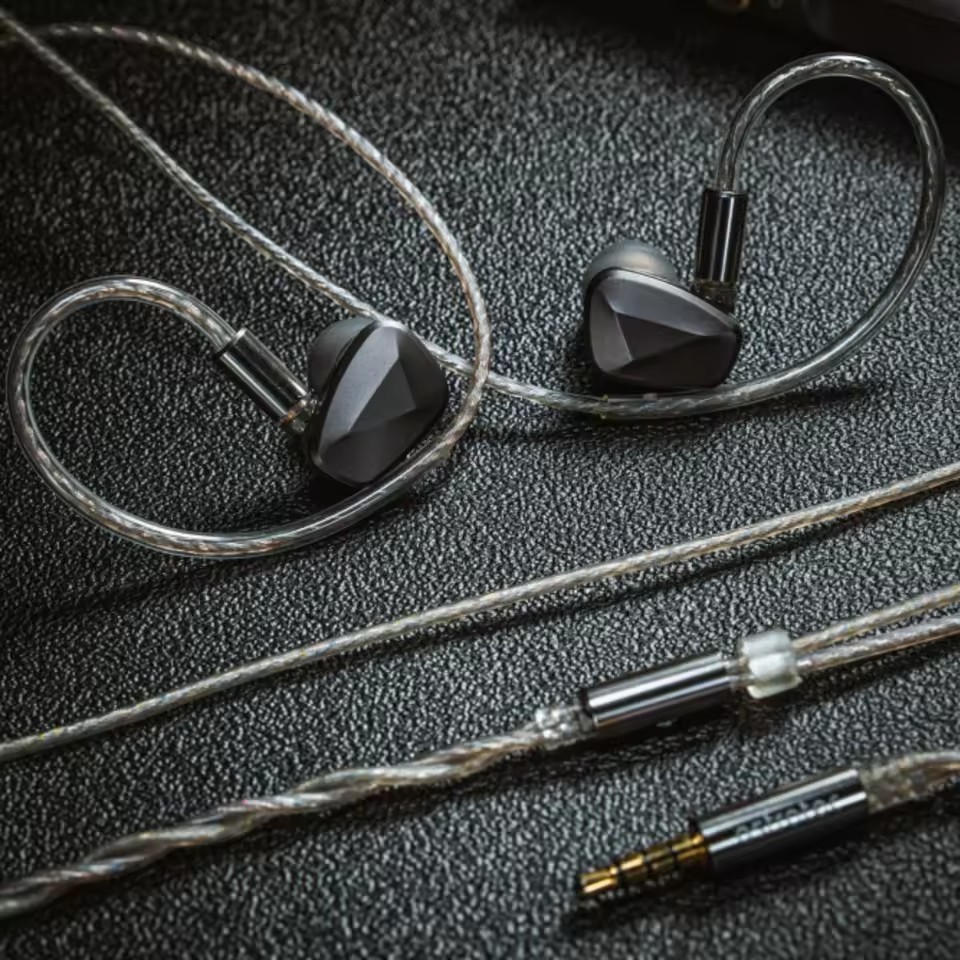 Astrotec GX100 PZT+LCP DD in-ear Monitors Earphones ,10mm Dyamic Driver