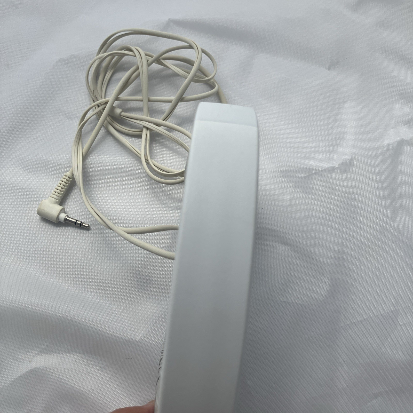 Sony MDR-ZX110AP White Wired Headphones with Built-In Microphone